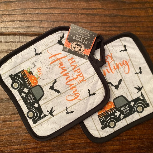 Halloween Ghost Kitchen Towels, Ghost Tinsel Decor & Ghost Tier Tray Decor Set - Picture 6 of 14